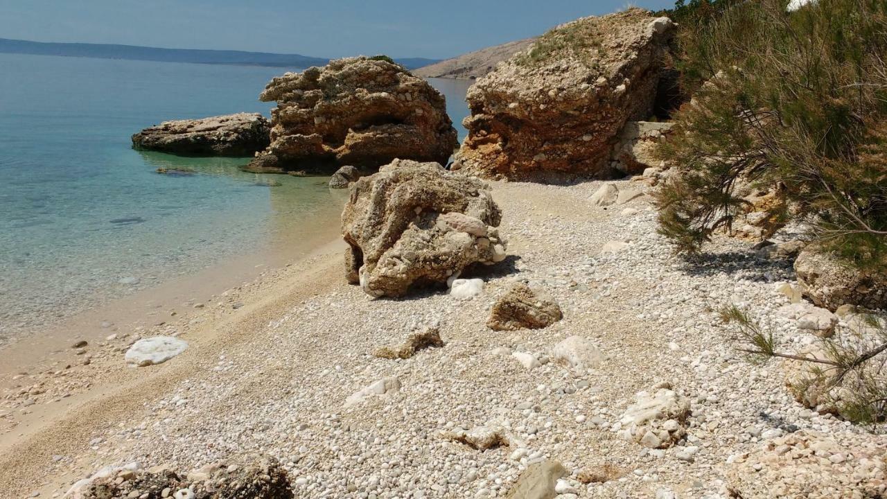 Apartments Bassi Stara Baška المظهر الخارجي الصورة