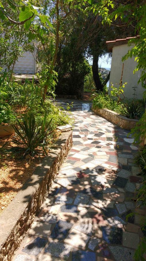 Apartments Bassi Stara Baška المظهر الخارجي الصورة