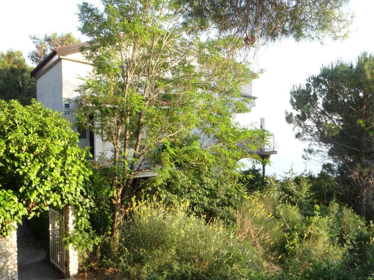 Apartments Bassi Stara Baška المظهر الخارجي الصورة